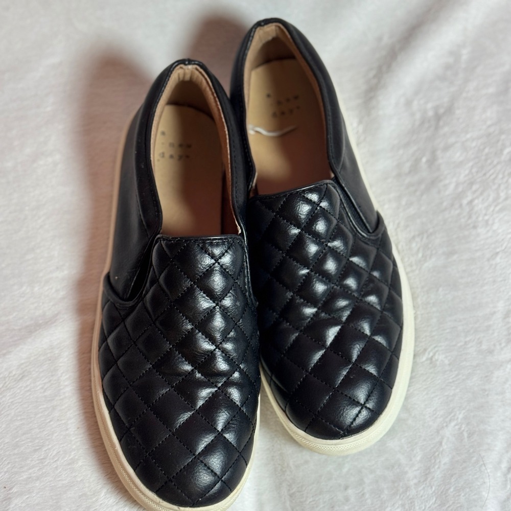 A NEW DAY Reese Black Quilted Slip On Sneakers Women's Size 8 - Target